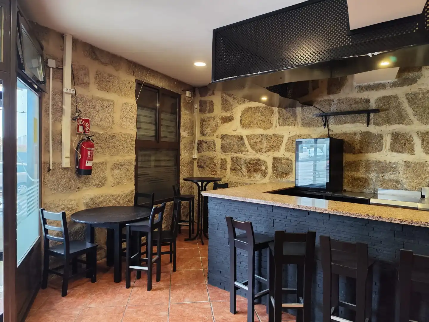 Cuina de Local en venda en Vigo  amb Moblat