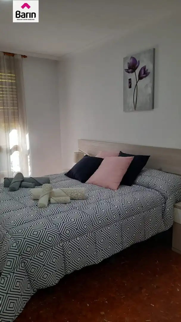 Schlafzimmer von Wohnung zum Verkauf in Córdoba mit Klimaanlage, Terrasse und Abstellraum