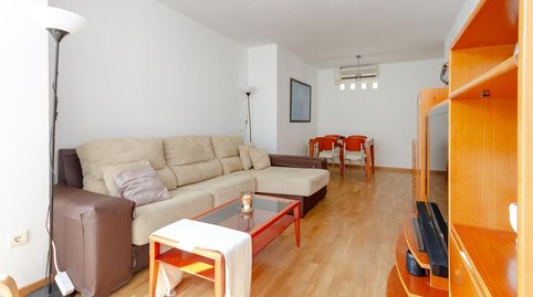 Foto 3 de Piso en venta en Els Canyars, Castelldefels