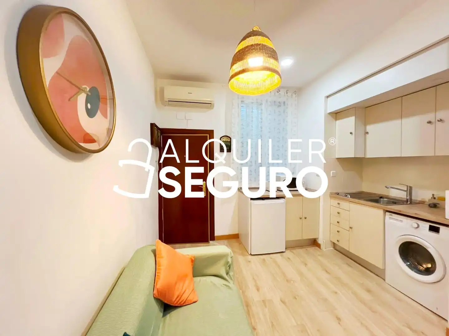 Estudio de alquiler en del Ave María, Embajadores - Lavapiés