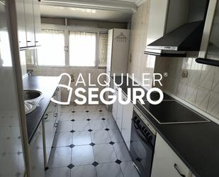 Kitchen of Flat to rent in  Sevilla Capital  with Air Conditioner and Terrace