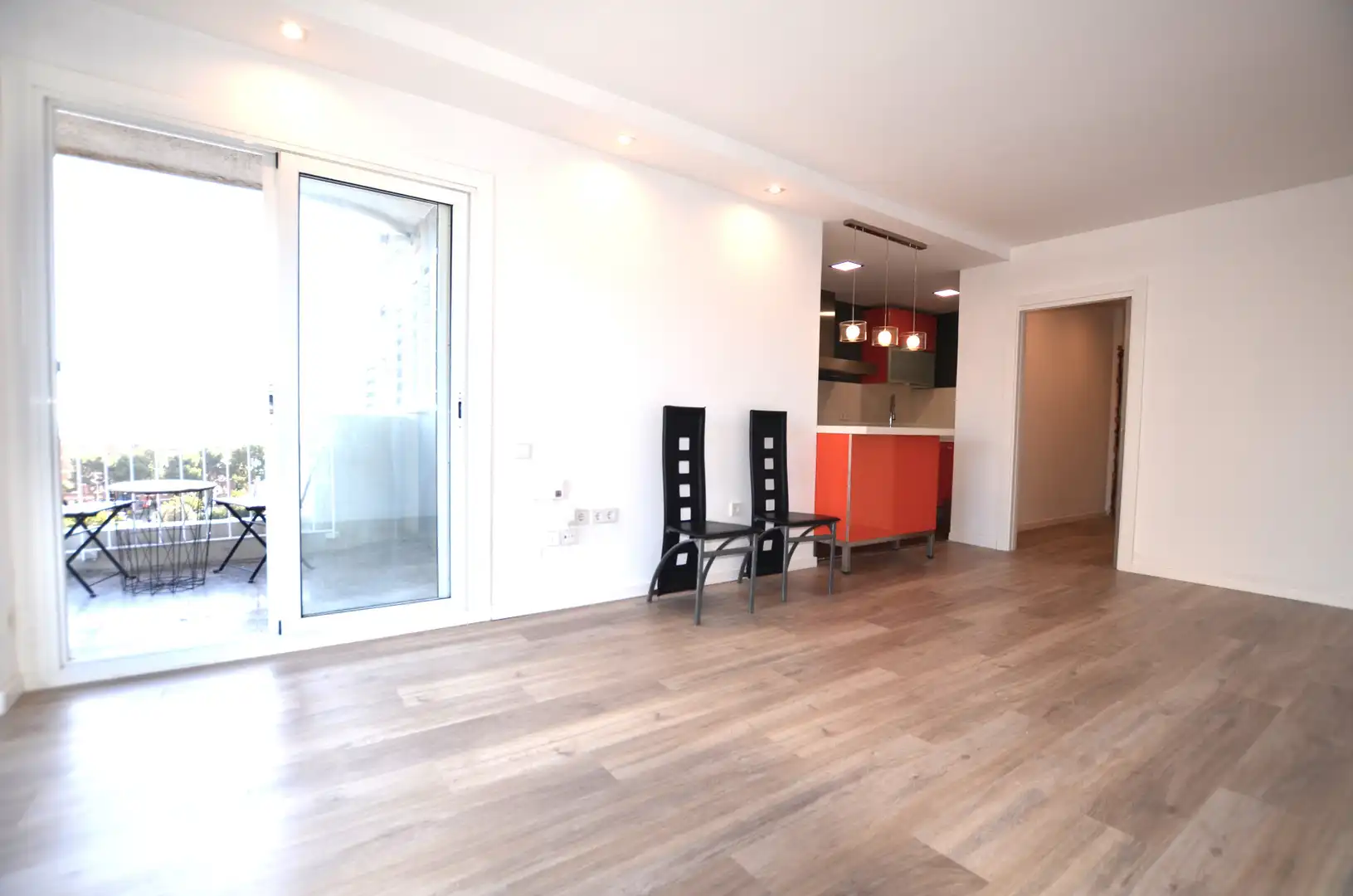 Sala de estar de Piso en venta en Montgat con Calefacción, Parquet y Horno