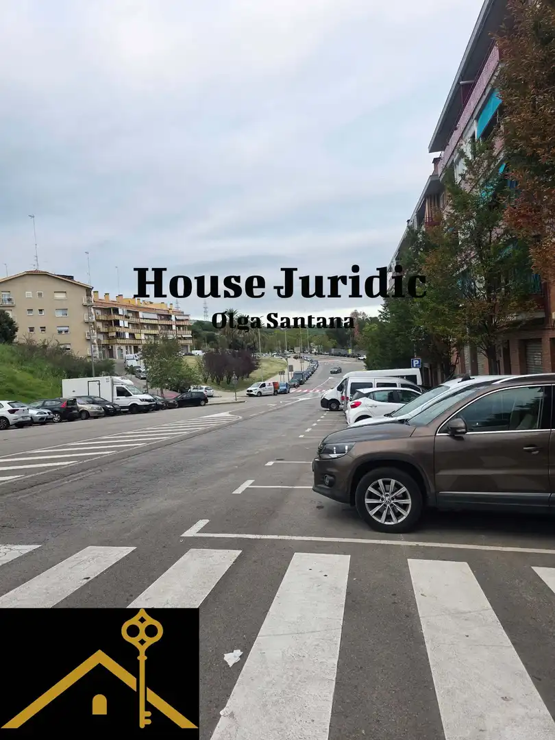 Außenansicht von Garage zum Verkauf in Mataró