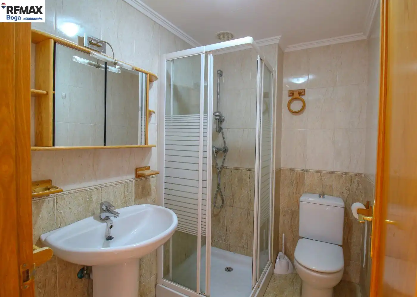 Badezimmer von Wohnung zum Verkauf in Donostia - San Sebastián  mit Heizung, Parkett und Terrasse
