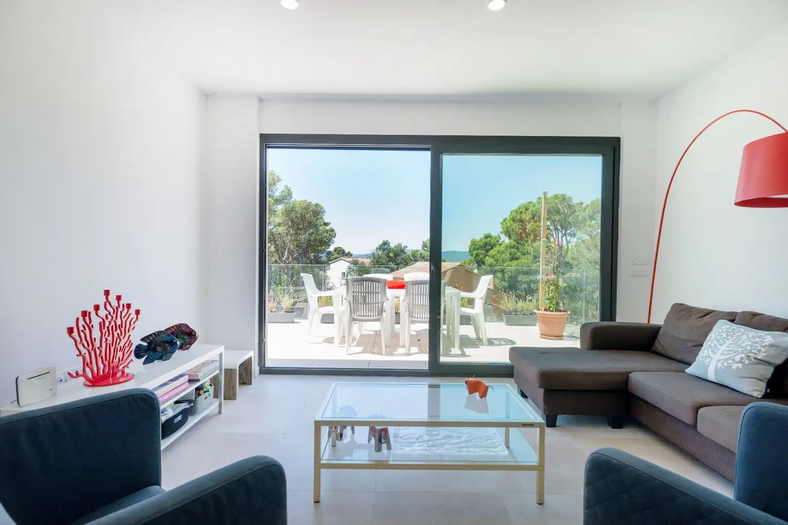 Sala d'estar de Casa adosada en venda en Palafrugell amb Aire condicionat, Calefacció i Jardí privat