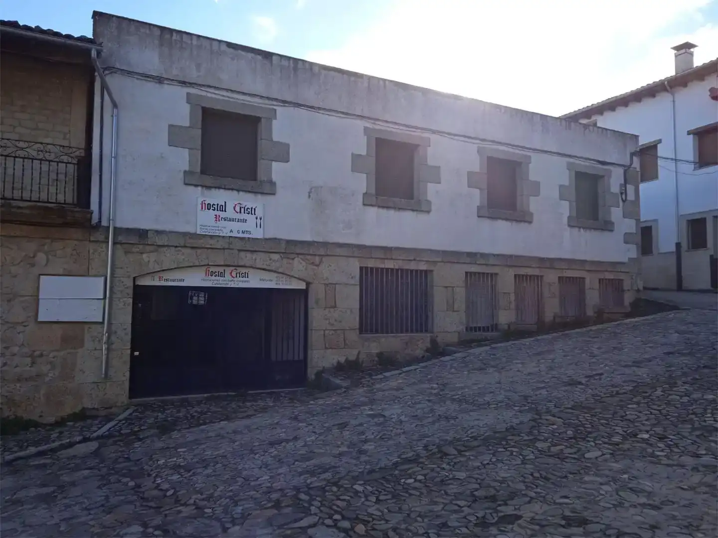 Vista exterior de Pis en venda en Candelario amb Jardí privat, Traster i Moblat