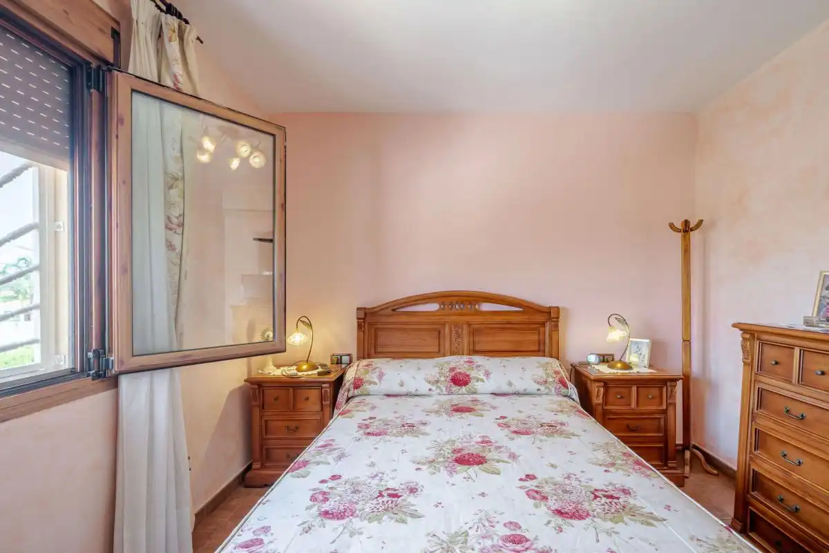 Habitación de Casa adosada en venta en Rojales con Calefacción, Terraza y Balcón