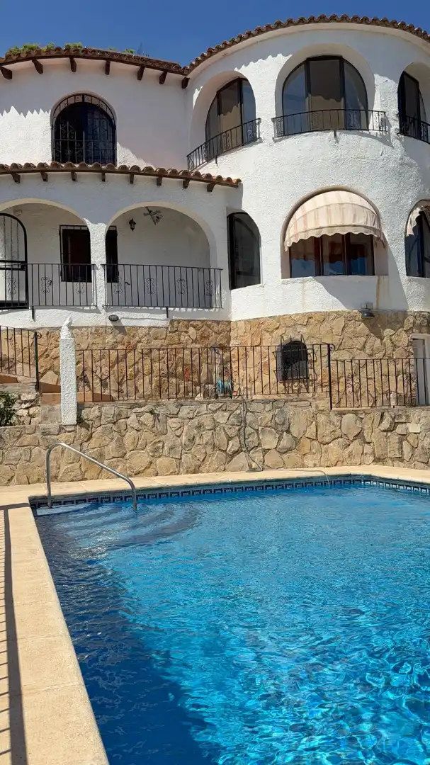 Piscina de Casa o xalet en venda en Benissa amb Aire condicionat, Calefacció i Jardí privat