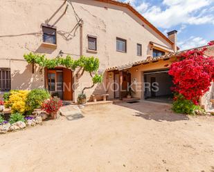 Vista exterior de Finca rústica en venda en Tordera amb Calefacció, Jardí privat i Terrassa