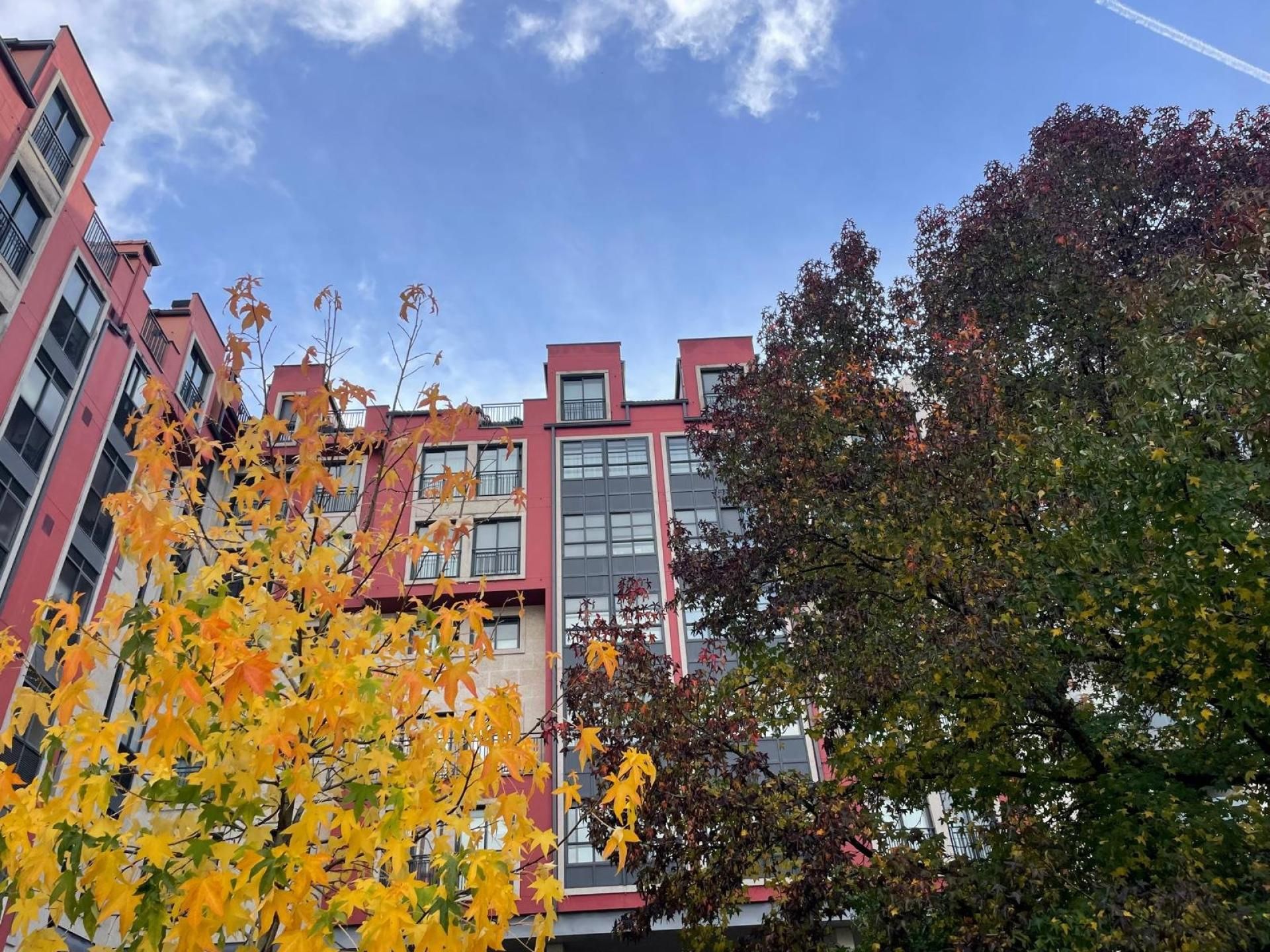 Exterior view of Attic for sale in Pontevedra Capital   with Air Conditioner and Terrace