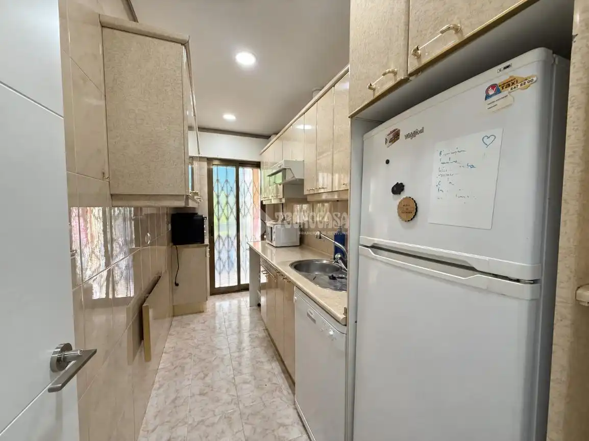 Appartamento in affitto a Casco Antiguo, imagen 2