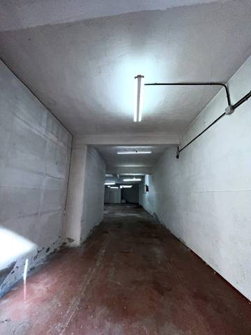 Local comercial en Venta en Calle de María del Carmen en Puerta del Ángel