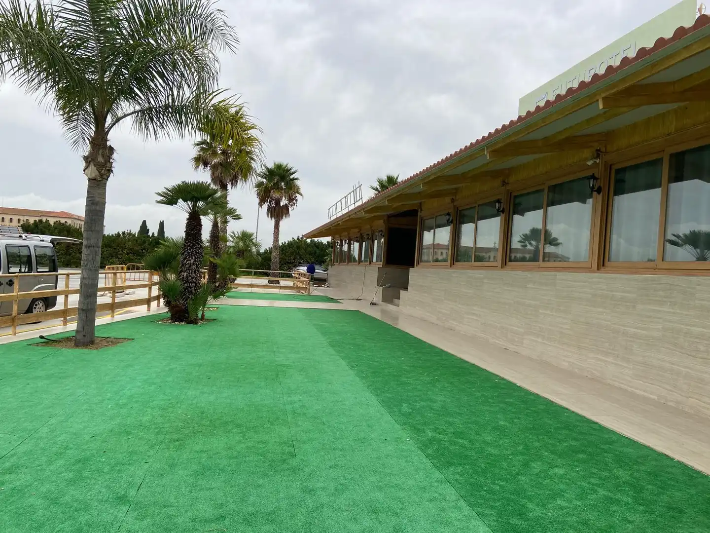 Vista exterior de Local de alquiler en Cambrils con Aire acondicionado, Calefacción y Terraza
