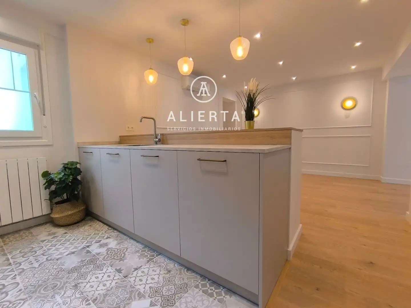 Cocina de Piso de alquiler en Zaragoza con Aire acondicionado, Calefacción y Terraza