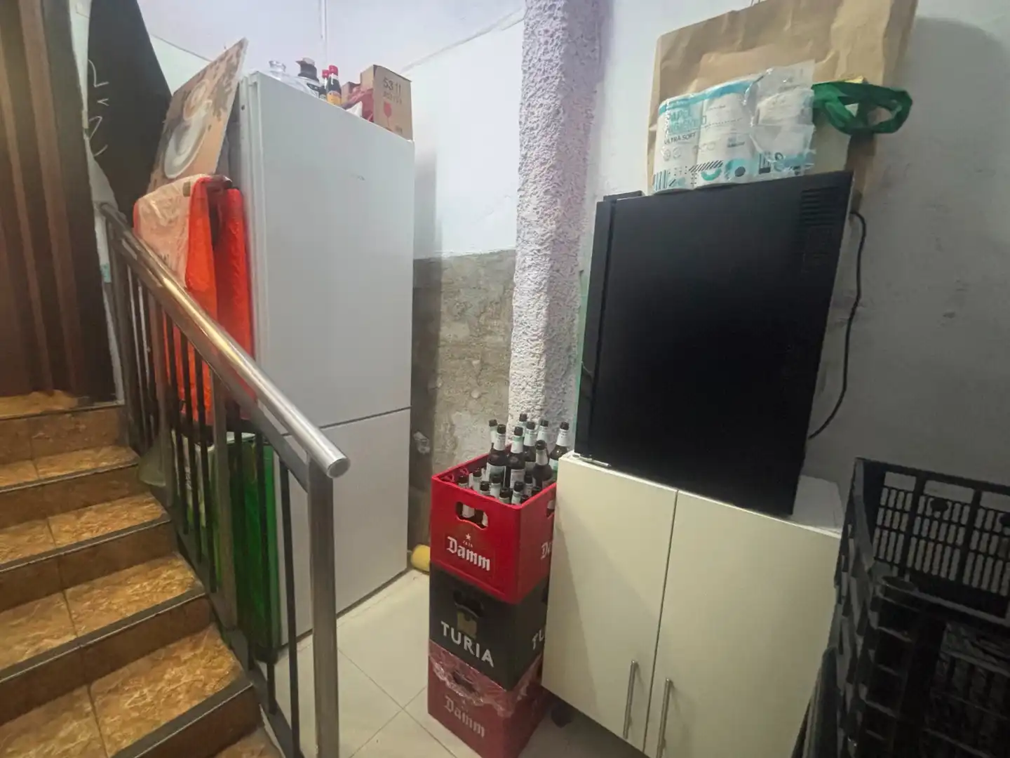 Business premises for transfer in Sants - Montjuïc, imagen 4
