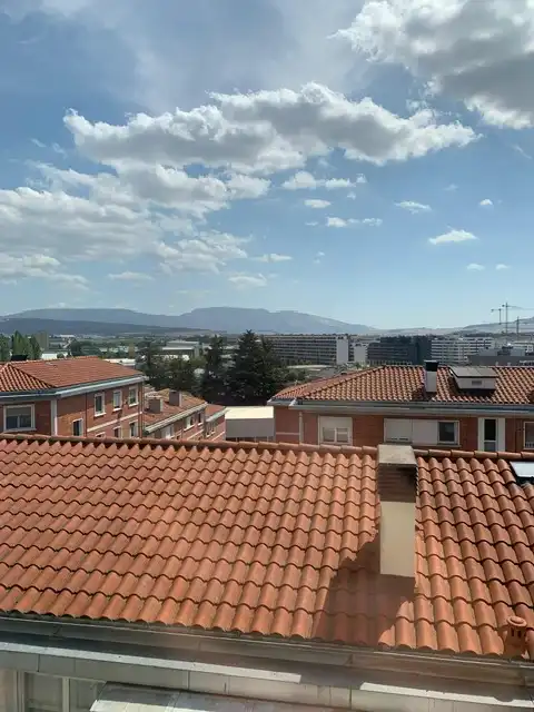 Vista exterior de Piso de alquiler en  Pamplona / Iruña con Calefacción, Parquet y Amueblado
