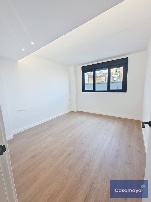 Dormitori de Pis en venda en Alicante / Alacant amb Aire condicionat, Calefacció i Traster