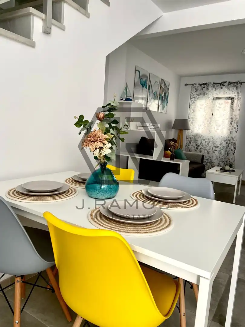 Maison mitoyenne à vendre à paz