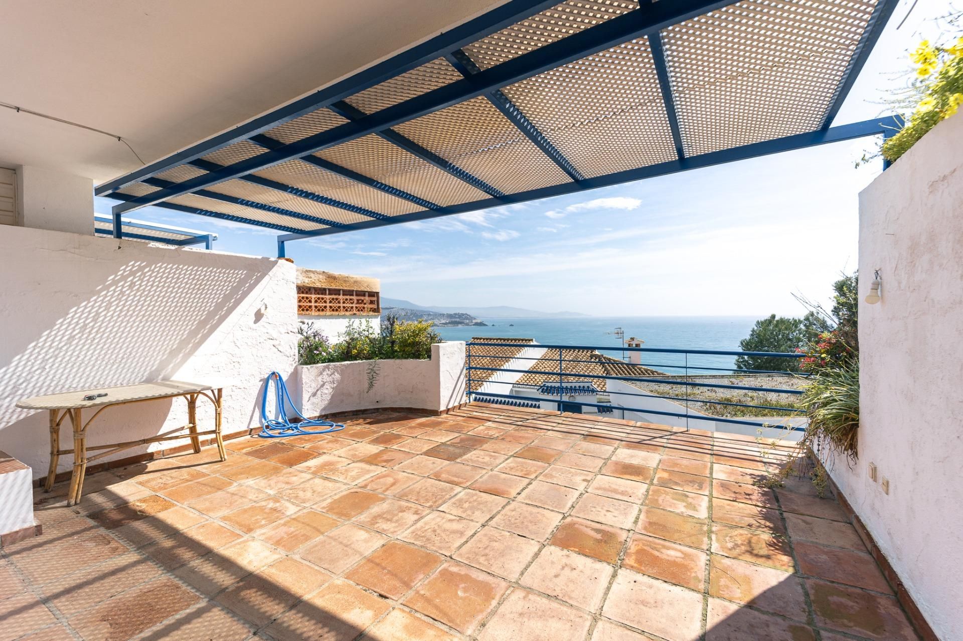Single-family semi-detached for sale in Punta La Mona
