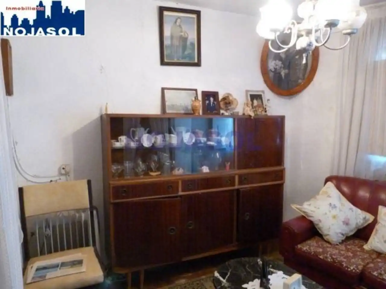 Menjador de Casa adosada en venda en Escalante amb Moblat