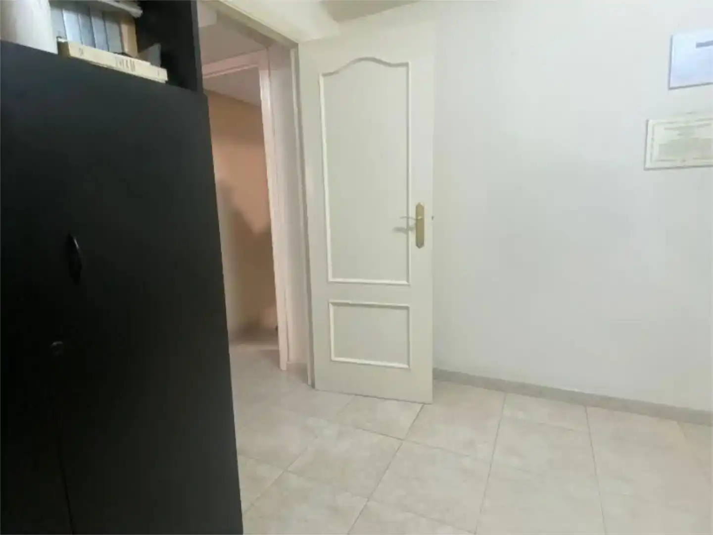 Schlafzimmer von Büro zur Miete in Sevilla mit Klimaanlage und Balkon
