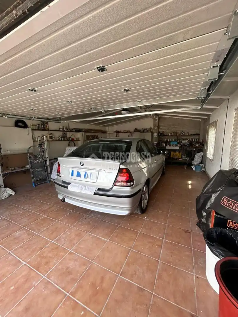 Parking of Houses for sale in Chinchón