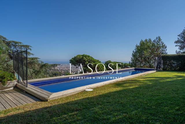 Casa-chalet en Venta en Calle ACTOR MORANO en Vallvidrera - Tibidabo - Les Planes