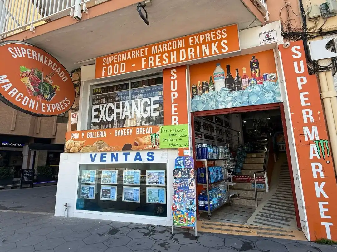 Locale commerciale in vendita a Avinguda Rei Jaume I 4