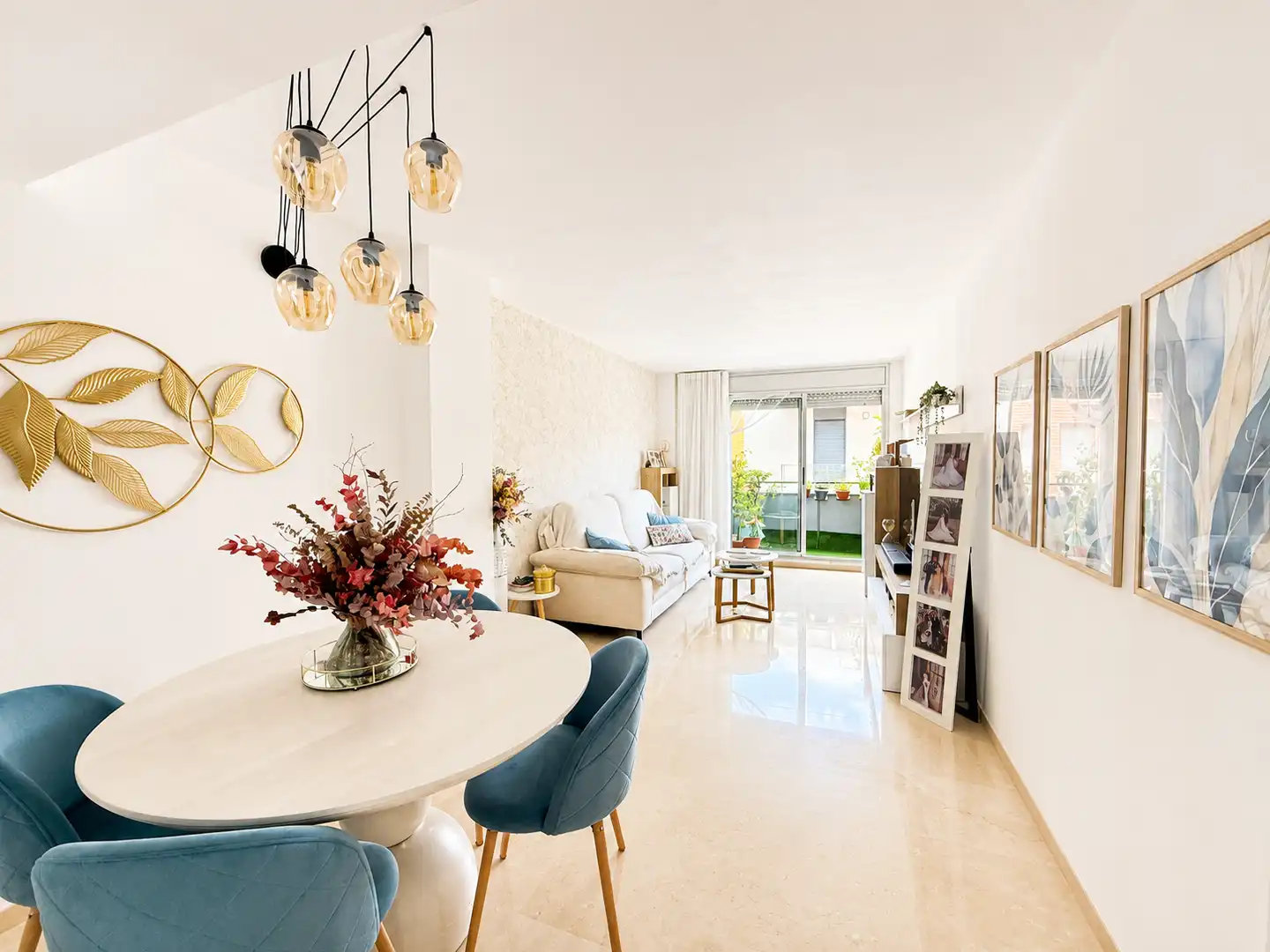 Living room of Duplexes for sale in Cornellà de Llobregat  with Balcony
