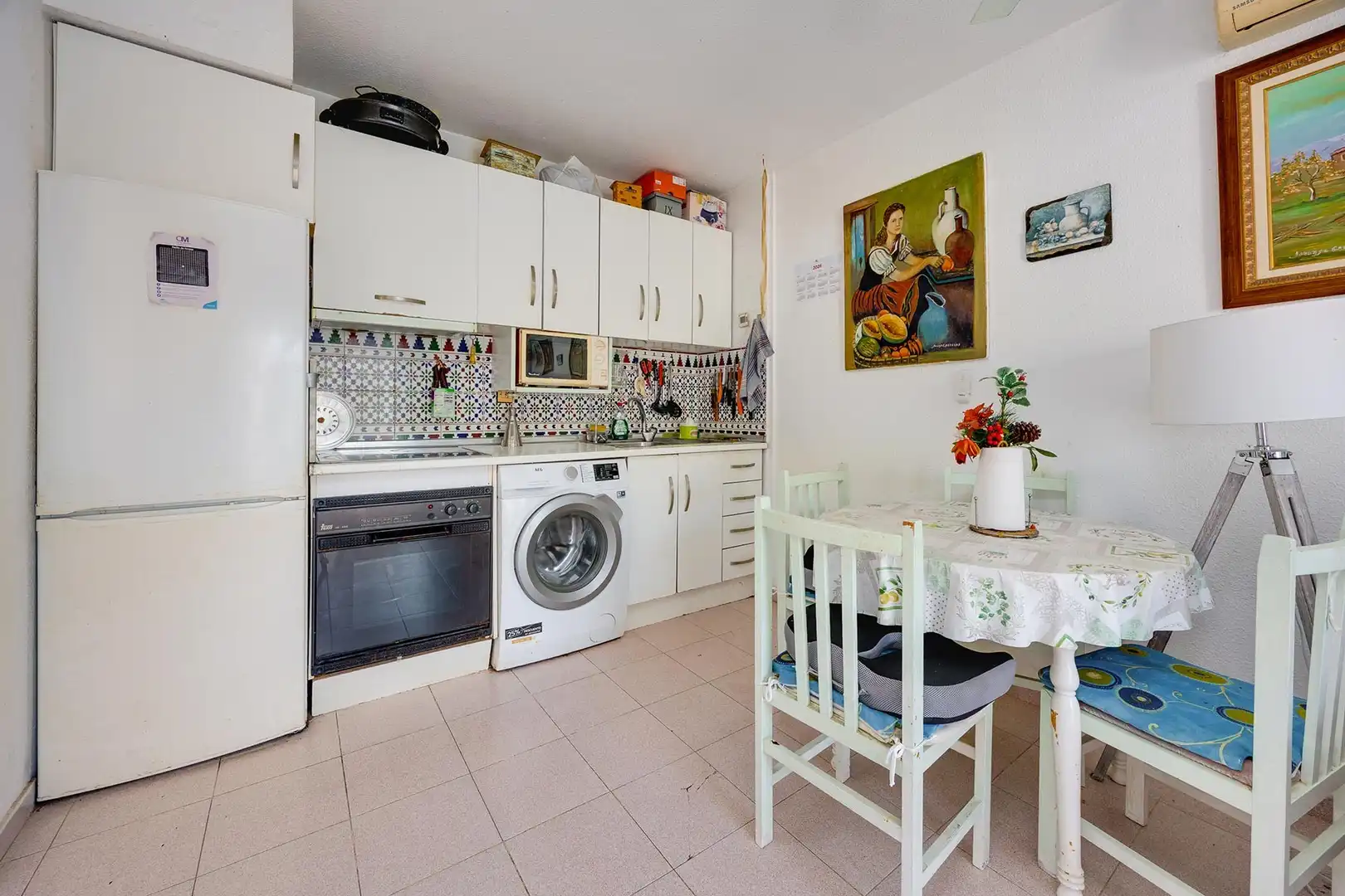 Kitchen of Apartments for sale in Torrevieja  with Air Conditioner, Balcony and Community pool