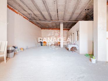 Gewerbefläche zum Verkauf in Roquetas de Mar ciudad
