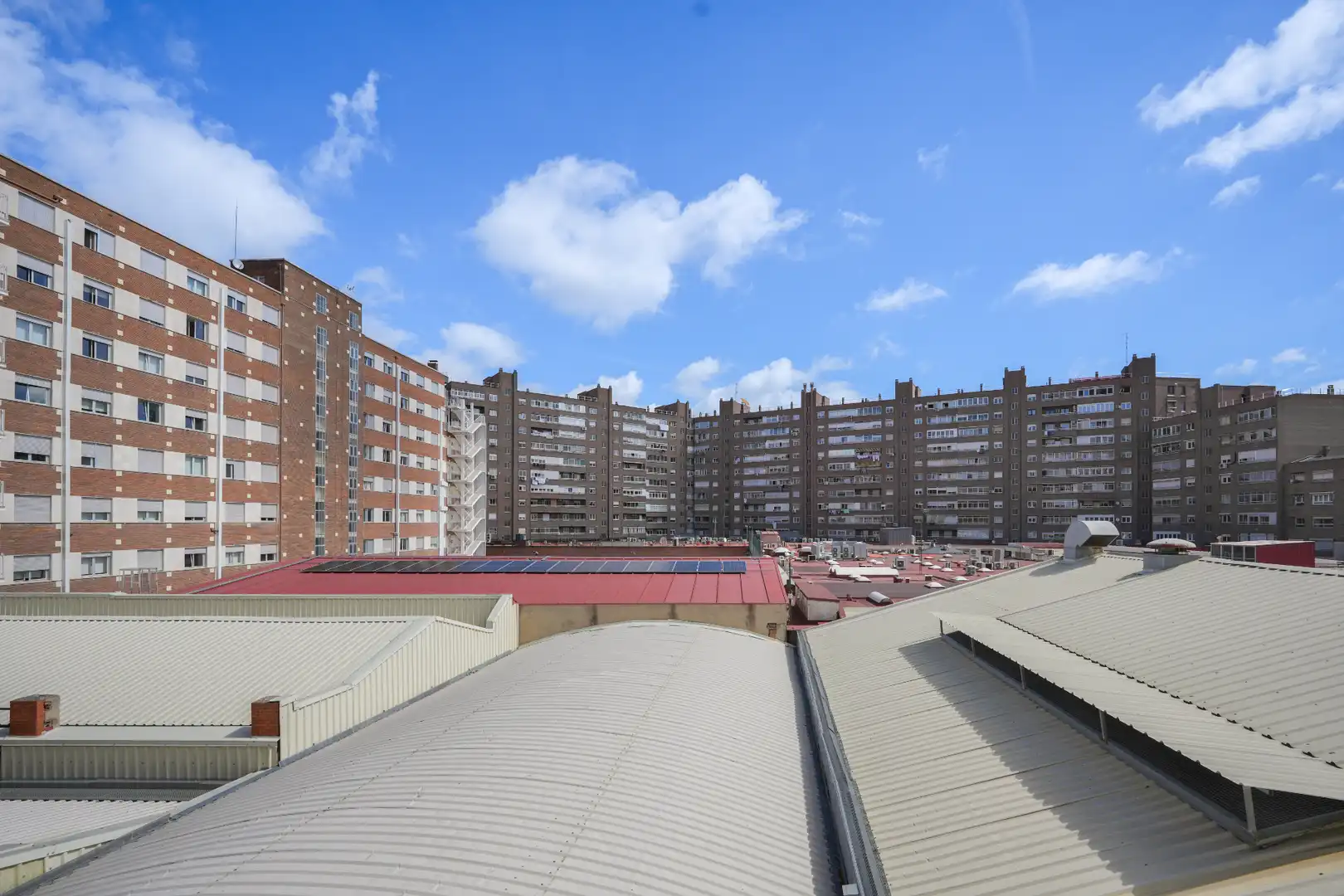 Vista exterior de Pis en venda en Valladolid amb Calefacció, Parquet i Forn