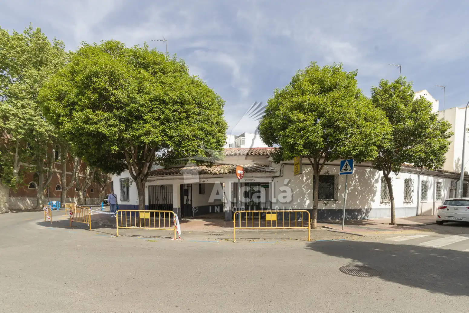 Außenansicht von Einfamilien-Reihenhaus zum Verkauf in Alcalá de Henares