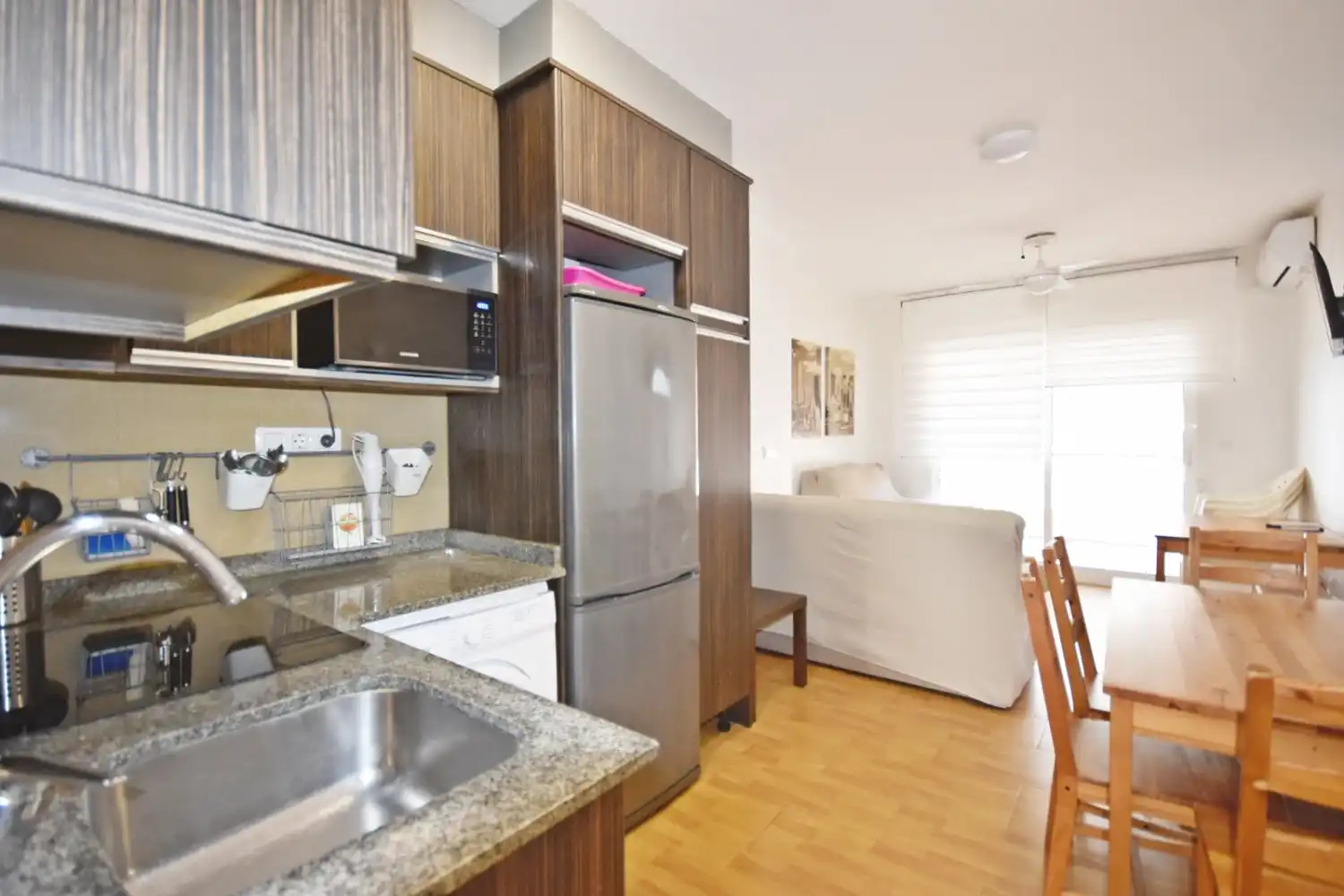 Cocina de Apartamento de alquiler en Mazarrón con Aire acondicionado, Calefacción y Terraza