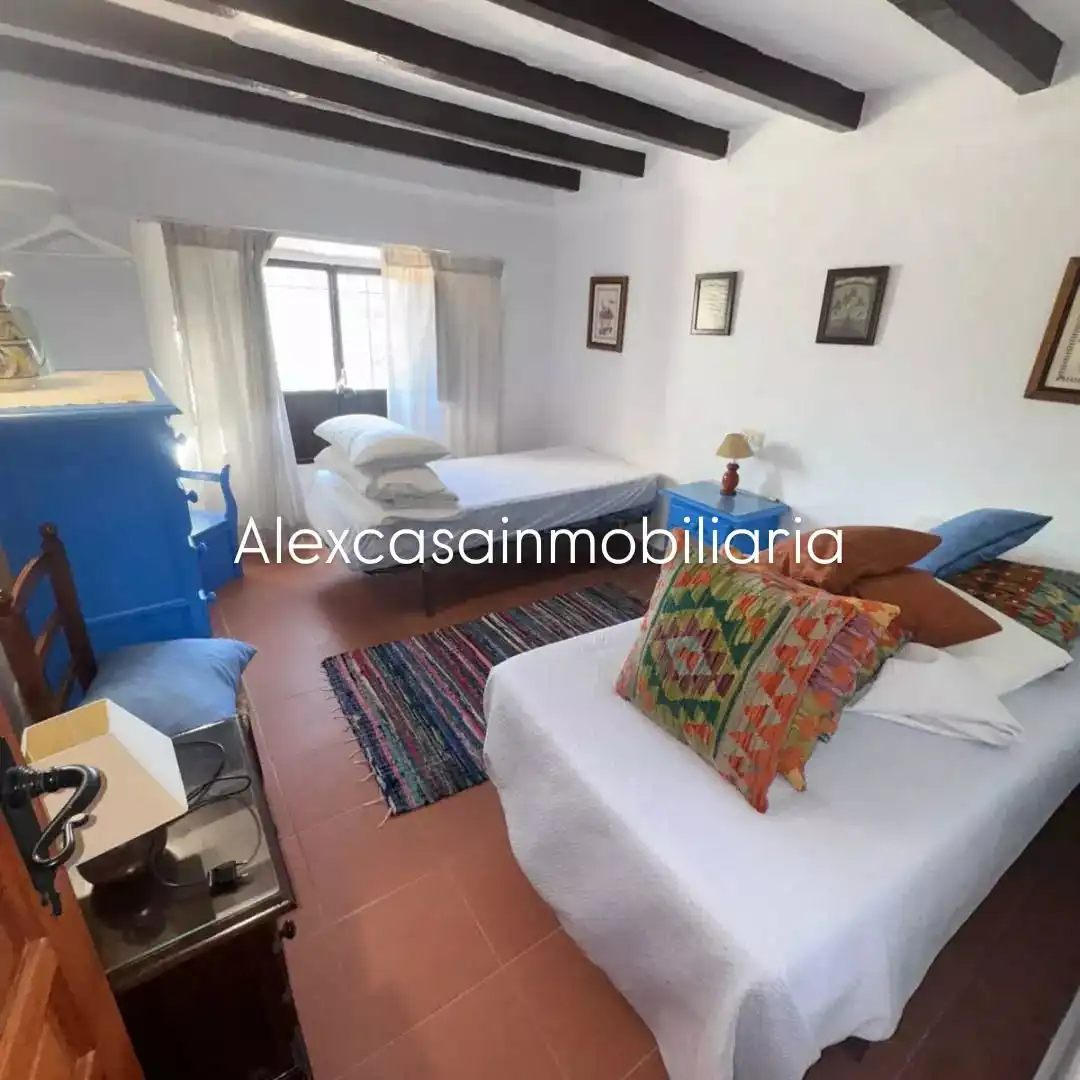 Casa rústica amb piscina en venda a Cabra, imagen 4