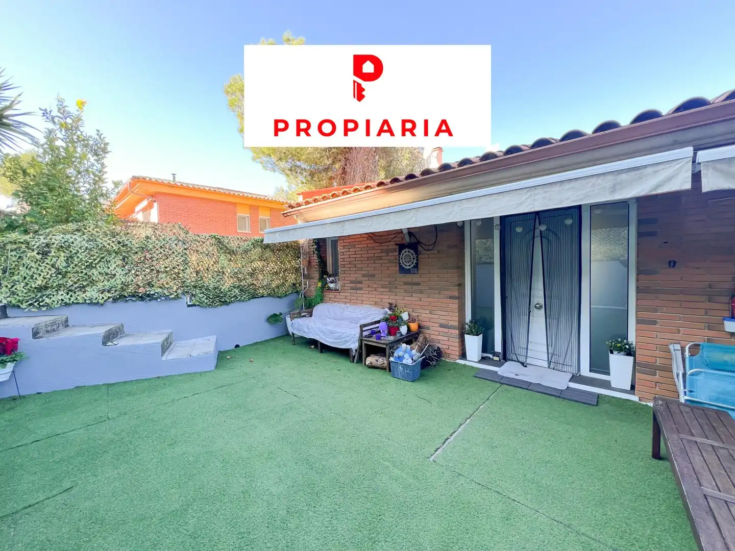 Casa con terraza en venta en Castellví de Rosanes, imagen 2