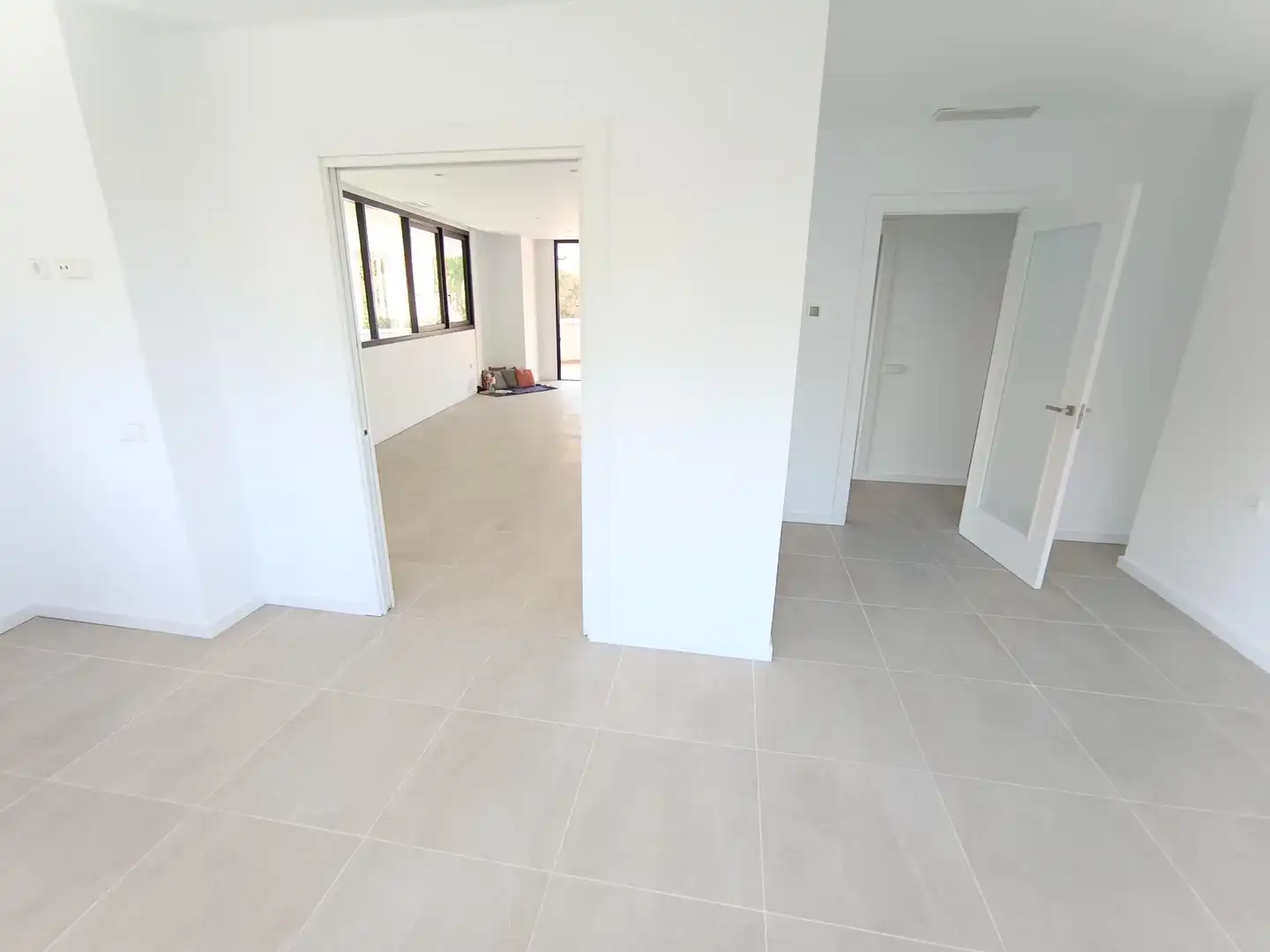 Wohnung zum Verkauf in Murcia mit Privatgarten, Terrasse und Abstellraum