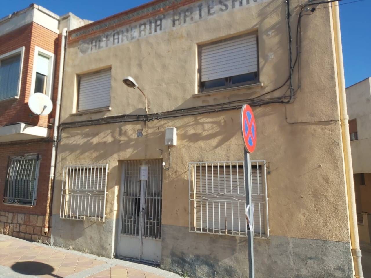 Vista exterior de Casa o xalet en venda en La Roda