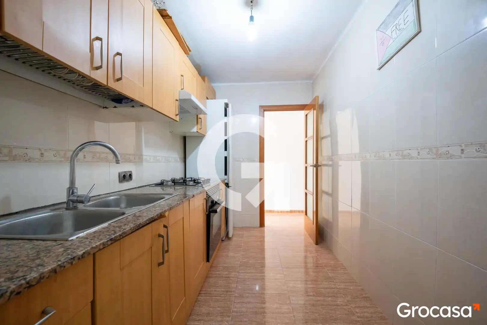 Kitchen of Flat for sale in Mataró  with Air Conditioner, Oven and TV