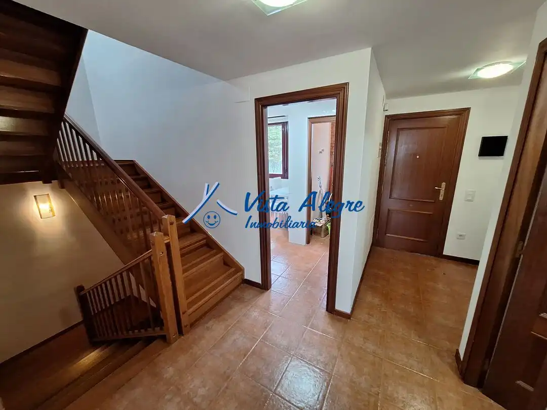 Einfamilien-Reihenhaus zum Verkauf in Santo Domingo de la Calzada mit Heizung, Privatgarten und Terrasse