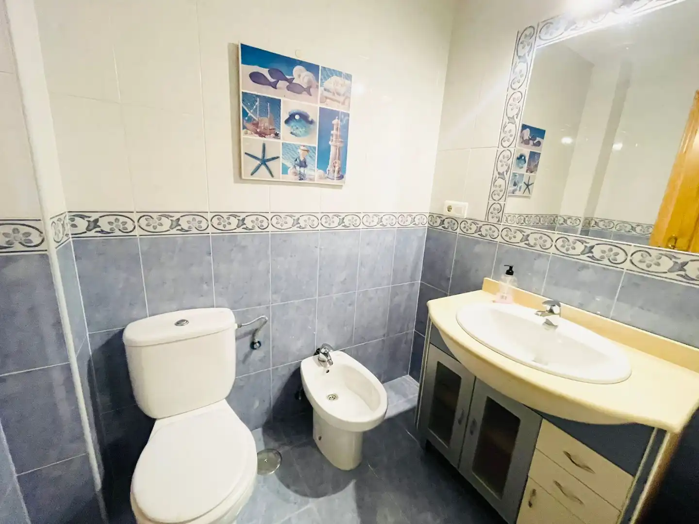 Baño de Piso en venta en Torrox con Terraza, Horno y Piscina comunitaria