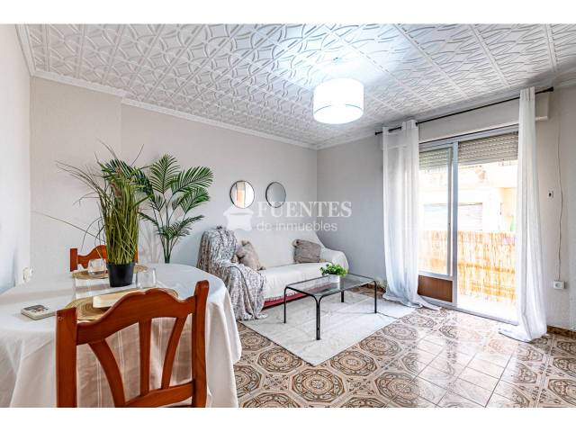 Piso en Venta en Calle Antares en Florida Alta