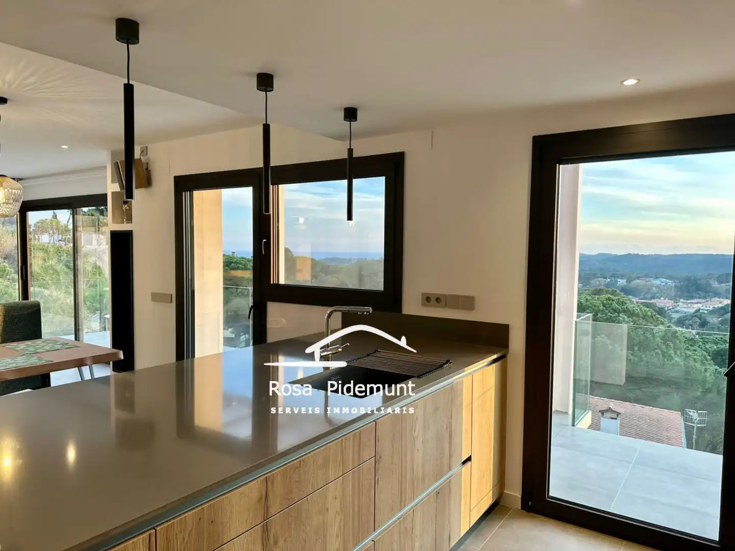 Casa amb piscina en venda a Carrer València, imagen 4