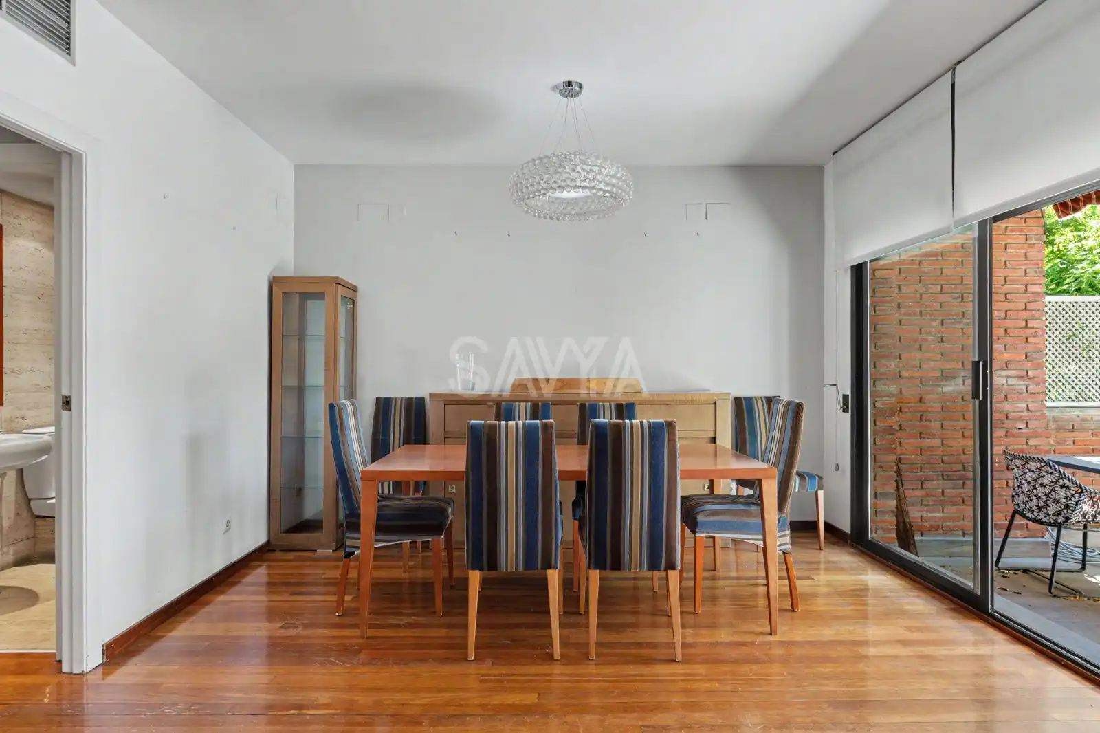 Comedor de Casa adosada de alquiler en Barcelona con Aire acondicionado, Calefacción y Parquet
