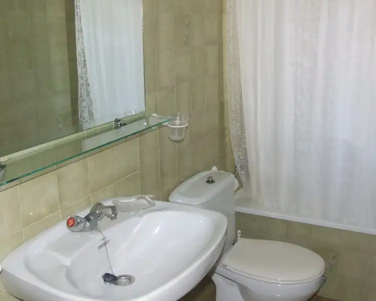 Bany de Casa adosada en venda en Deltebre amb Jardí privat i Piscina comunitària
