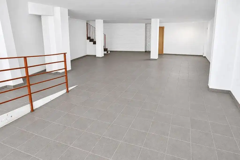 Geschaftsraum zur Miete in Badalona