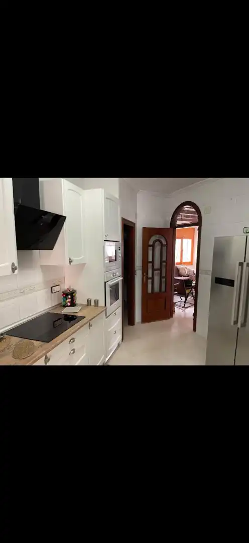 Cuina de Casa o xalet de lloguer en El Campello amb Aire condicionat, Calefacció i Jardí privat
