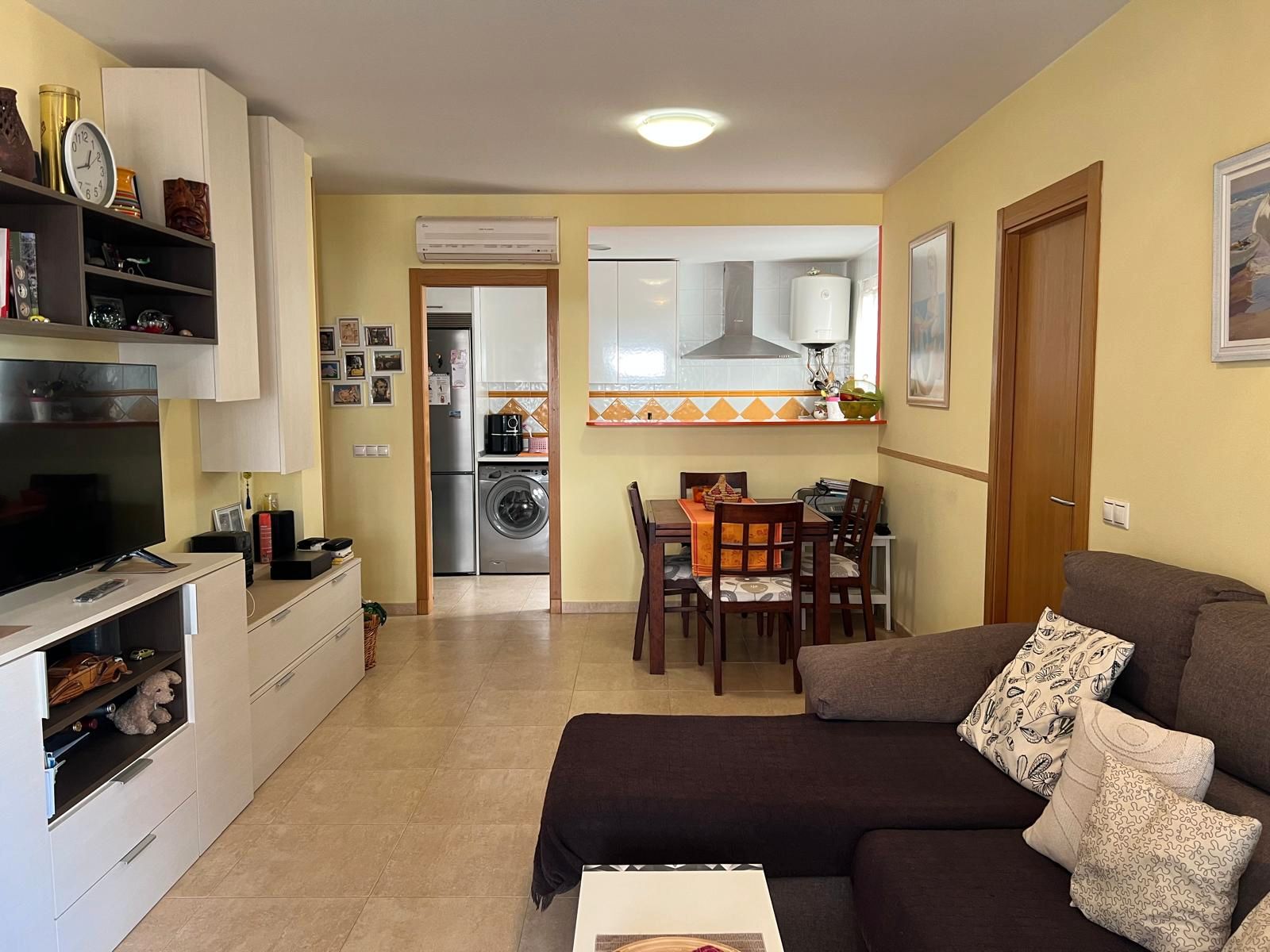 Sala d'estar de Apartament en venda en Vera amb Aire condicionat, Terrassa i Moblat
