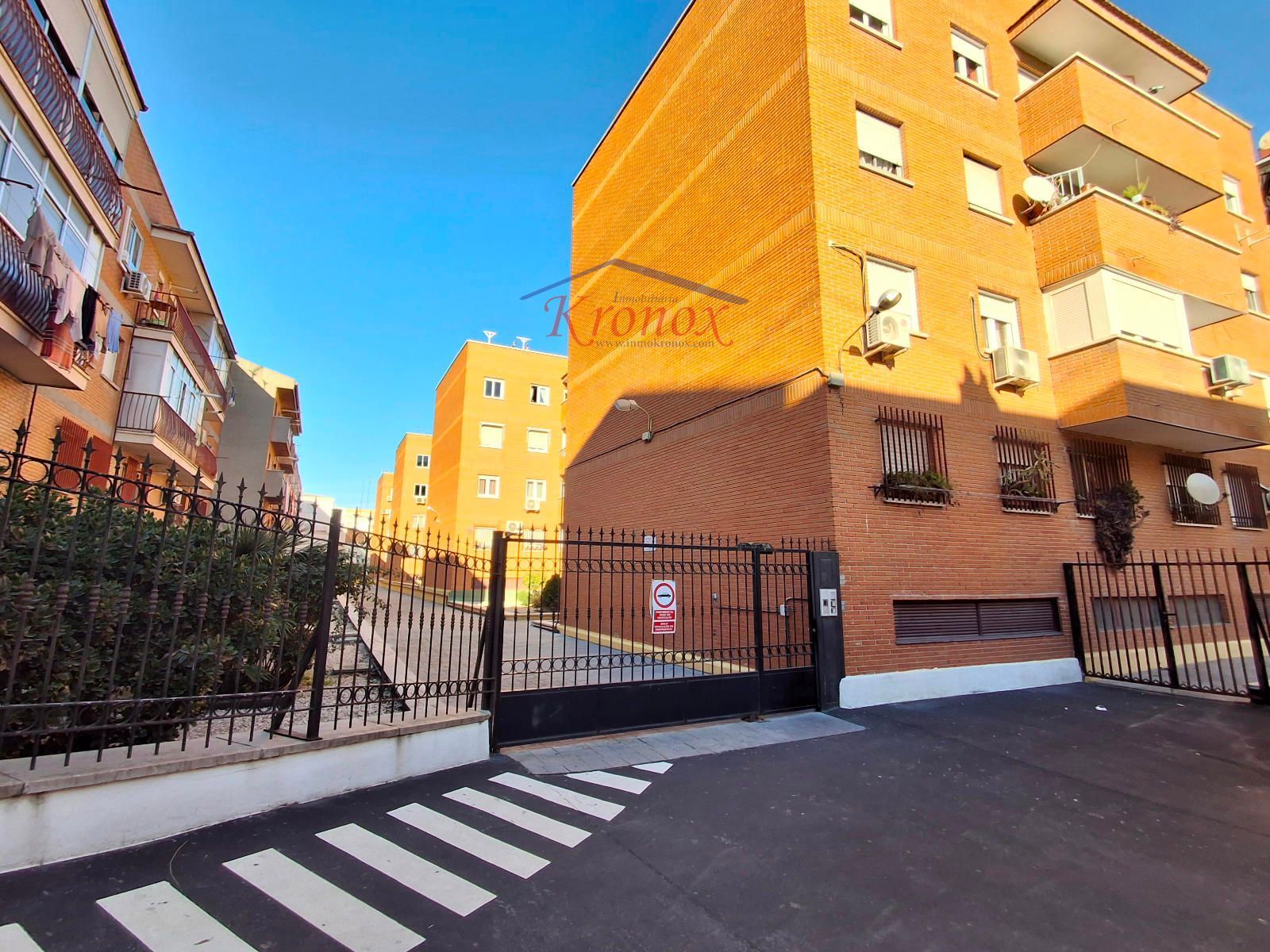 Exterior view of Flat for sale in  Madrid Capital  with Air Conditioner, Heating and Terrace