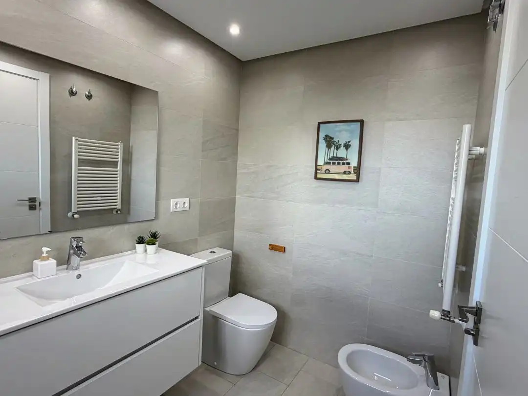Bathroom of Houses for sale in Bilbao   with Terrace and Balcony